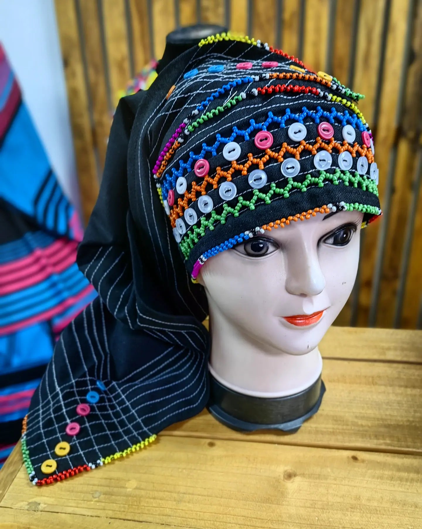 Triangle Beaded Doek
