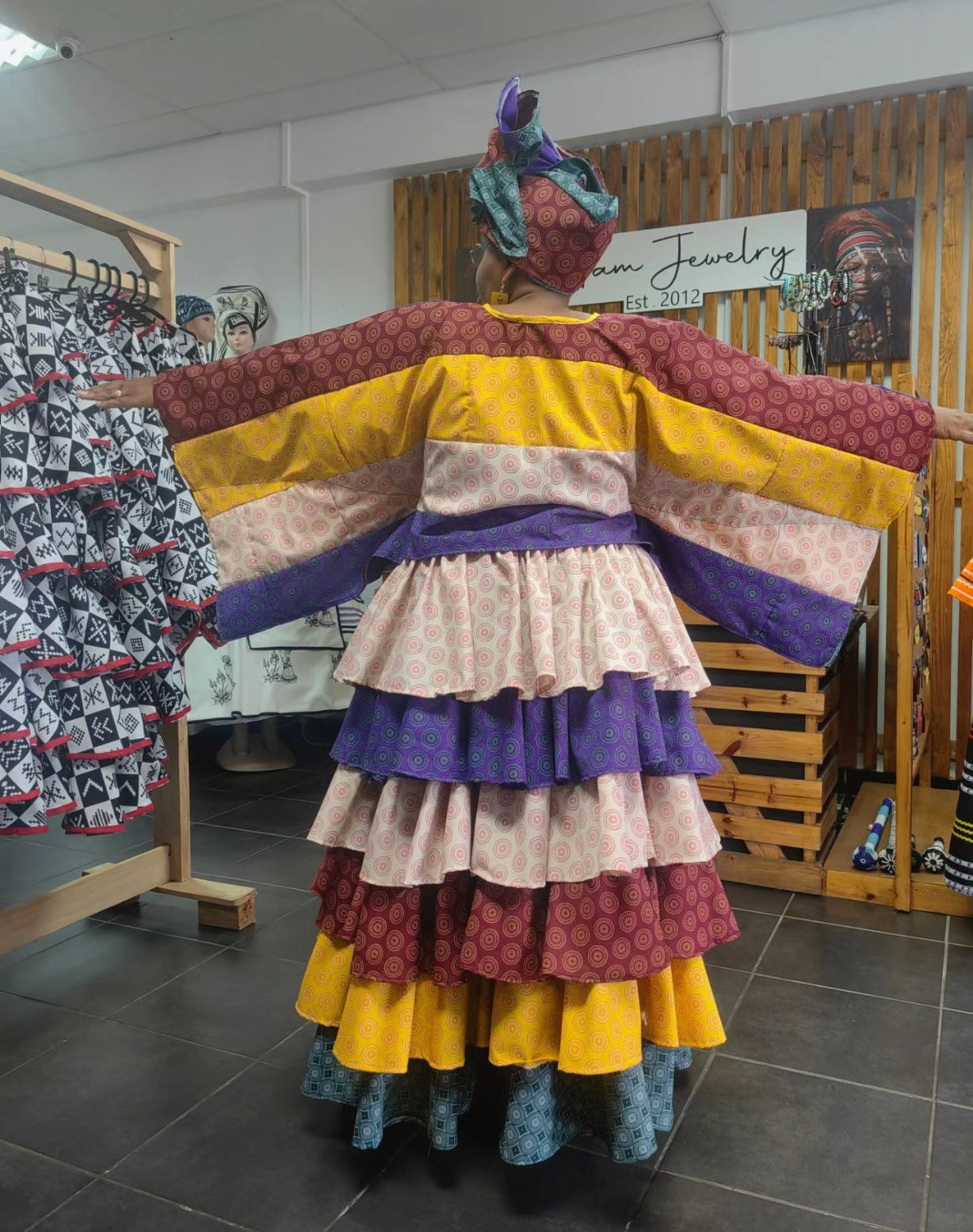 Da-Gama Layered Ruffle Set